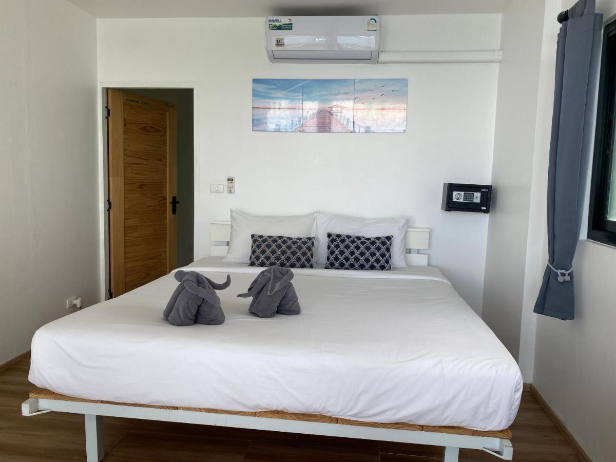 Patong Sunset Villa Phuket Dış mekan fotoğraf